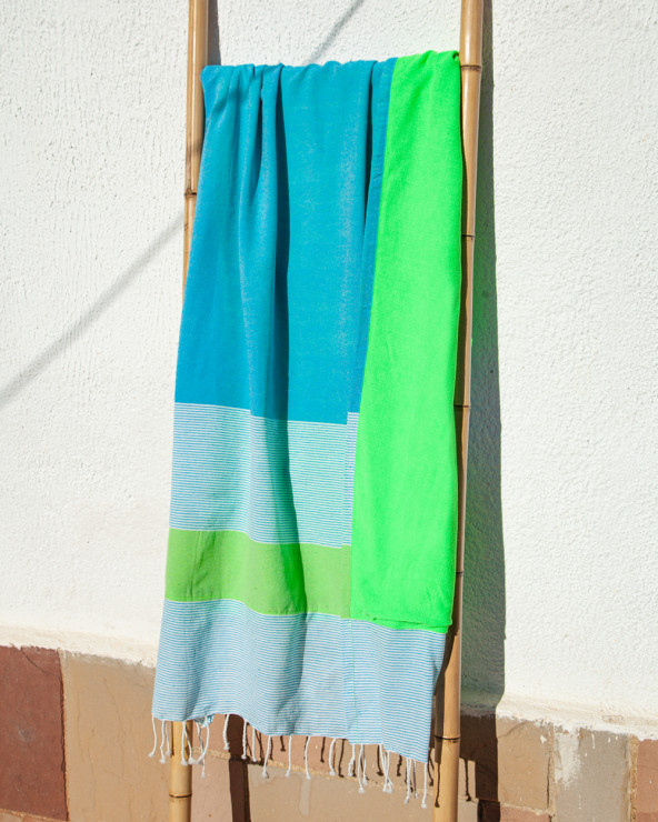 Pareo de playa con Rizo · Tendencias Verano · Sun&Surf