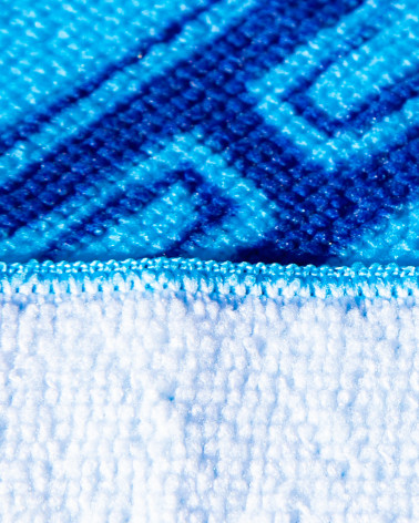 VAN NAVY MICROFIBER BEACH TOWEL