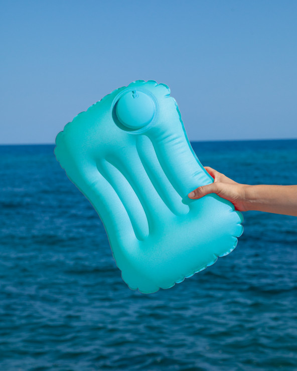 SUN & SURF - COJIN DE PLAYA AUTO-INFLABLE AQUA