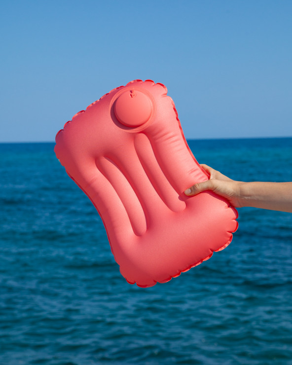 SUN & SURF - PINK BLUE SELF-INFLATING BEACH CUSHION