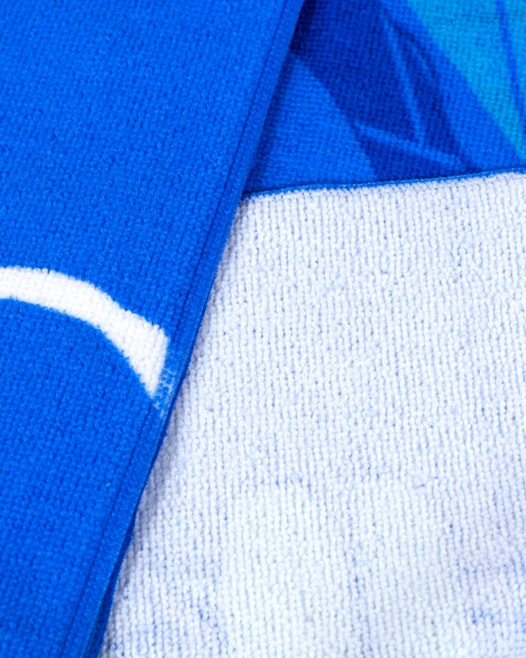 Toalla de playa infantill licencia · 100% microfibra · Sun&Surf