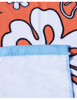 Licensed children's towel · 100% microfiber · Sun&Surf